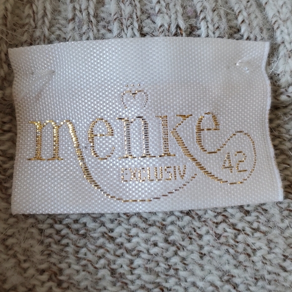 Vintage sweater with beautiful collar - Picture 4 of 6